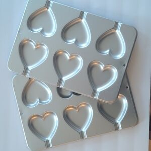 Wilton heart cookie pop pans (set of 2)